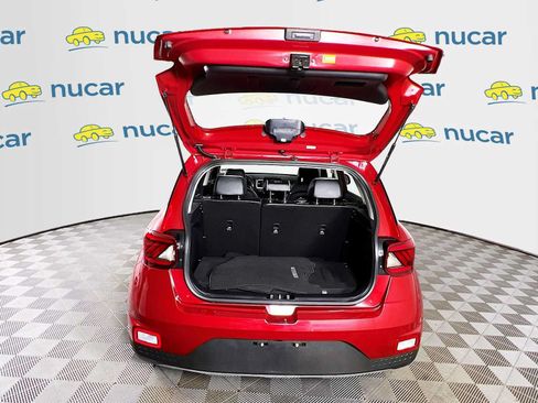 Certified 2023 Hyundai Venue Limited w/ Cargo Package FWD image 26