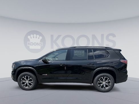New 2026 GMC Acadia AT4 w/ Luxury Package AWD/4WD image 2