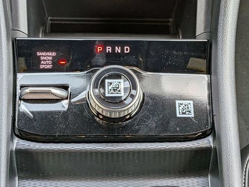 New 2026 Jeep Grand Cherokee Limited AWD/4WD image 18