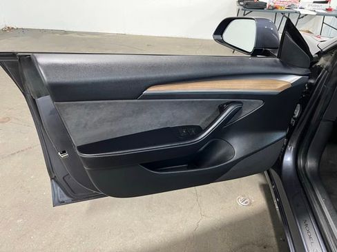 Used 2023 Tesla Model 3 Standard Range RWD image 24