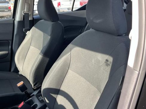 Certified 2025 Nissan Kicks Play S FWD image 28