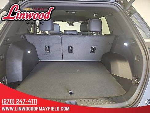 New 2026 Chevrolet Equinox RS w/ Convenience Package III image 12