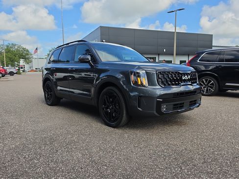 Certified 2024 Kia Telluride SX X-Line AWD/4WD image 2