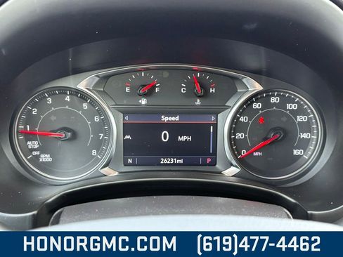 Used 2024 GMC Terrain SLT image 34