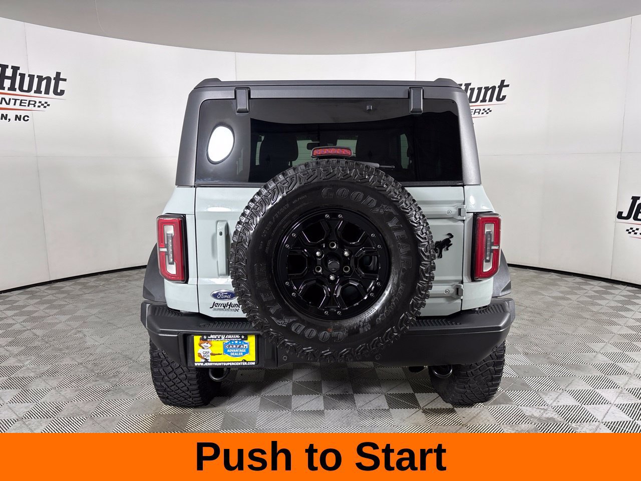 Used 2021 Ford Bronco First Edition AWD/4WD image 7