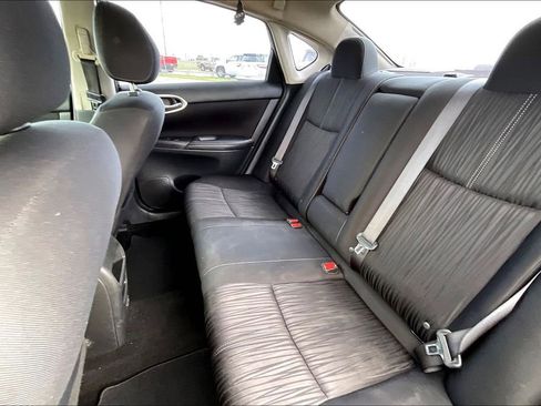 Used 2018 Nissan Sentra SV FWD image 19
