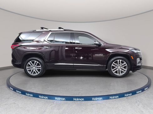 Used 2023 Chevrolet Traverse High Country AWD/4WD image 7