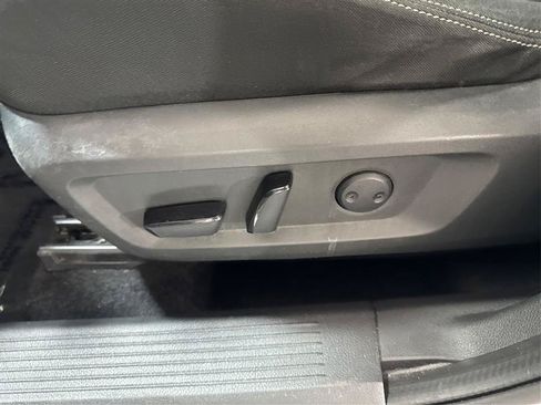 Used 2021 Nissan Rogue SV FWD image 19