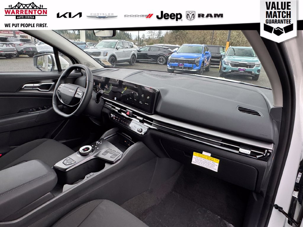 Used 2026 Kia Sportage LX FWD image 29