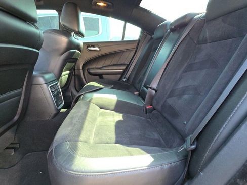 Used 2019 Dodge Charger Scat Pack w/ Plus Group RWD image 5