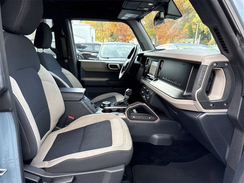 Used 2022 Ford Bronco Big Bend image 29