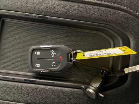 Used 2020 GMC Sierra 1500 Elevation w/ Elevation Value Package image 26