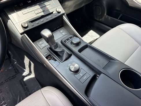 Used 2016 Lexus IS 200t w/ Premium Package RWD image 21