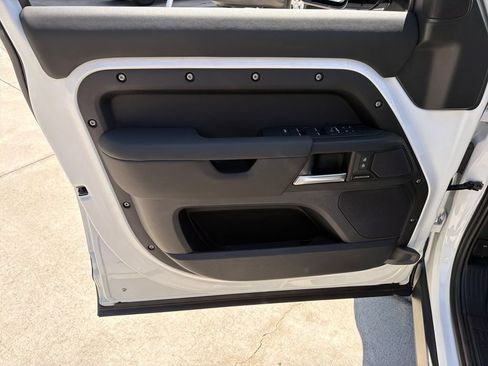 Used 2025 Land Rover Defender 110 S AWD/4WD image 16