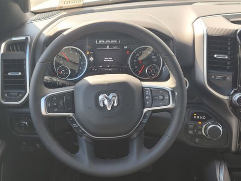 New 2026 RAM 1500 Big Horn AWD/4WD image 9