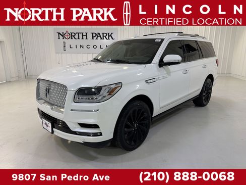 Used 2021 Lincoln Navigator Reserve AWD/4WD image 1