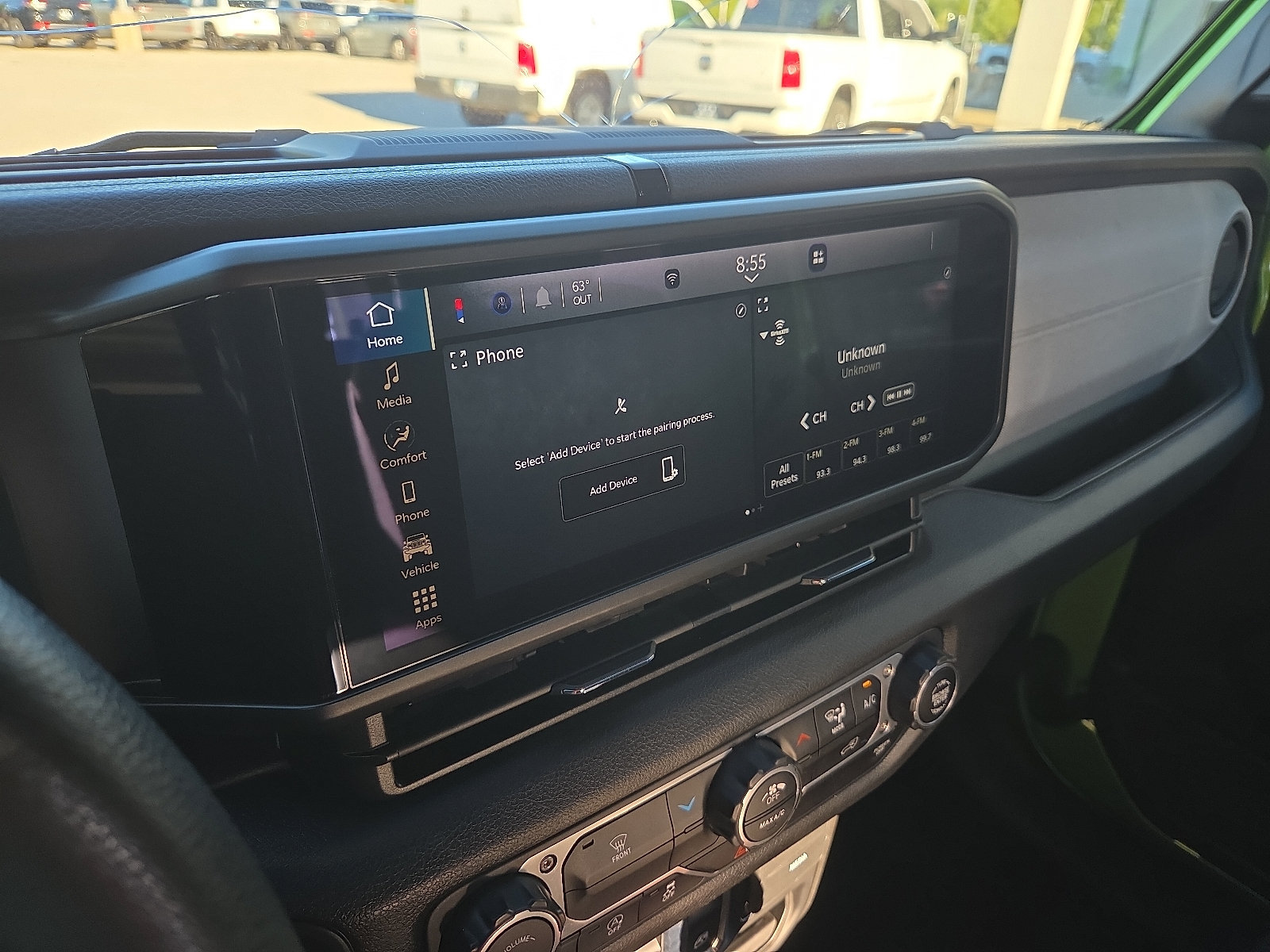 Used 2025 Jeep Wrangler Sport AWD/4WD image 15