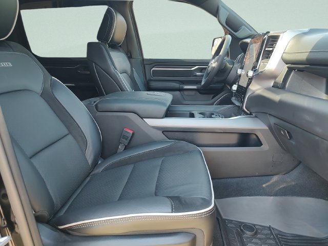 Used 2025 RAM 1500 Laramie w/ Laramie Southwest Edition AWD/4WD image 29