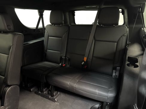 Certified 2023 Chevrolet Suburban LT image 12