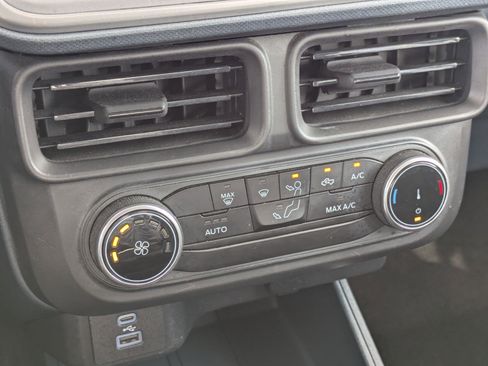 Used 2023 Ford Maverick XL image 23