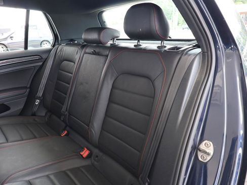 Used 2015 Volkswagen GTI SE w/ Lighting Package (SEL) FWD image 22