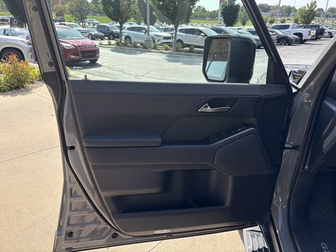 Certified 2026 Lexus GX 550 AWD/4WD image 14