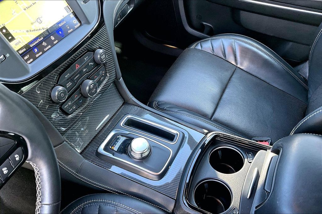 Used 2023 Chrysler 300 C RWD image 11