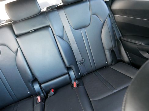 Certified 2025 Kia Sorento S image 14