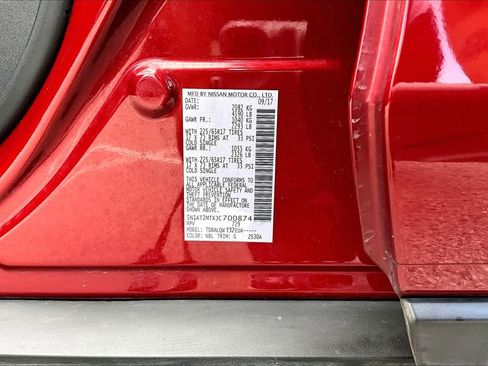 Used 2018 Nissan Rogue SV FWD image 37