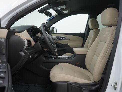 Used 2023 Chevrolet Traverse LS w/ Safety Package image 19