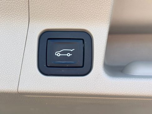 Used 2017 GMC Acadia Denali w/ Technology Package image 46