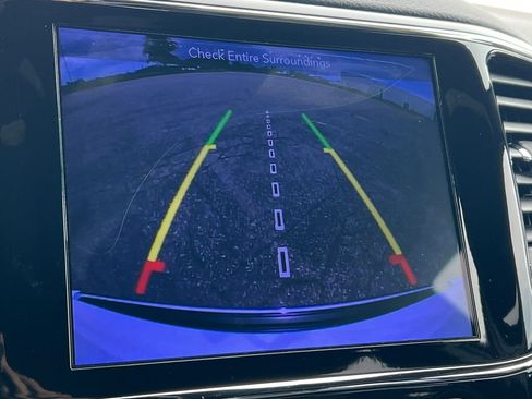 Used 2019 Jeep Grand Cherokee Limited w/ Trailer Tow Group IV AWD/4WD image 29