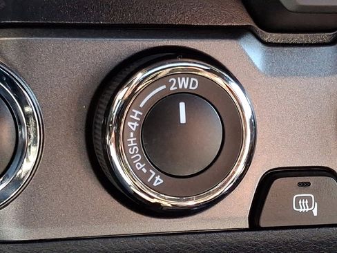 Used 2023 Toyota Tacoma TRD Off-Road w/ TRD Premium Off Road Package image 25