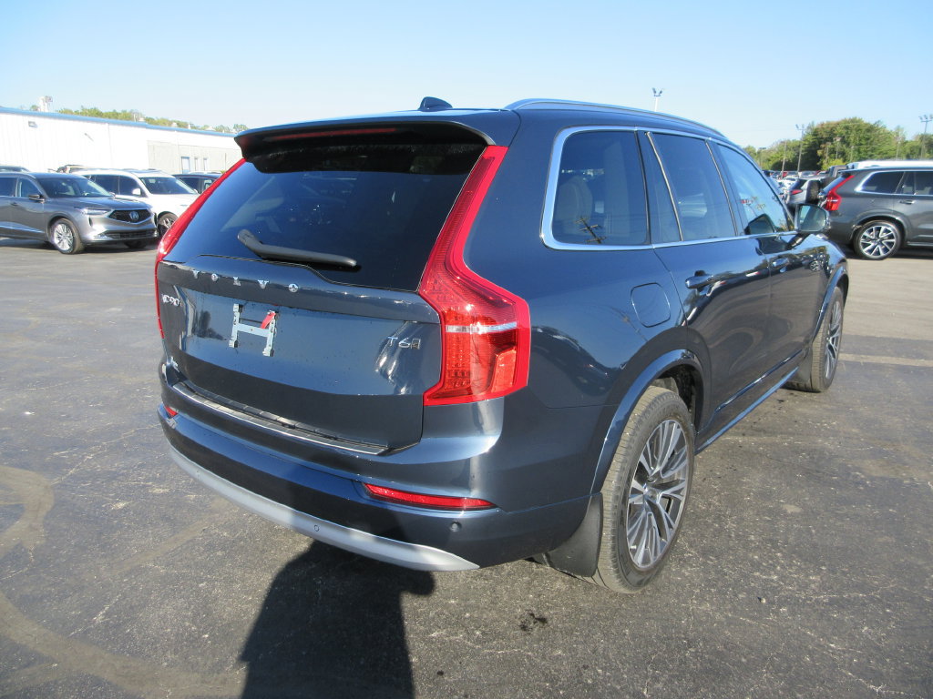 Used 2022 Volvo XC90 T6 Momentum w/ Advanced Package AWD/4WD image 6