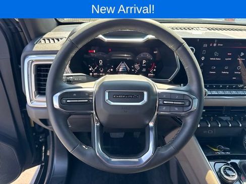 Used 2026 GMC Canyon Denali AWD/4WD image 12
