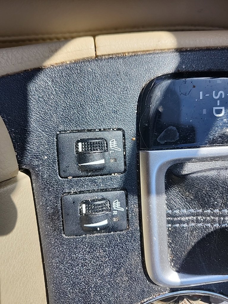 Used 2019 Toyota Highlander XLE FWD image 5