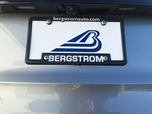 Certified 2025 GMC Acadia Elevation image 17