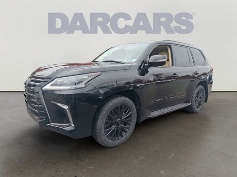 Used 2018 Lexus LX 570 4WD image 3