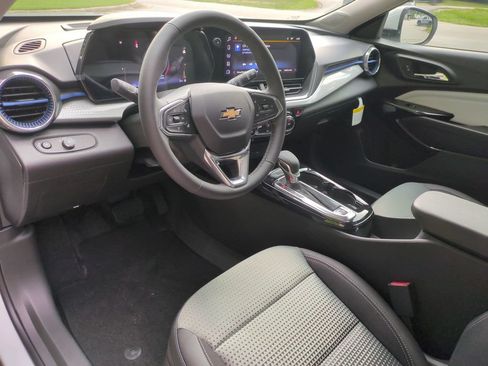 New 2026 Chevrolet Trax LT w/ Driver Confidence Package FWD image 16