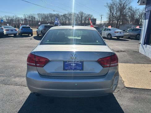 Used 2014 Volkswagen Passat 1.8T S image 6