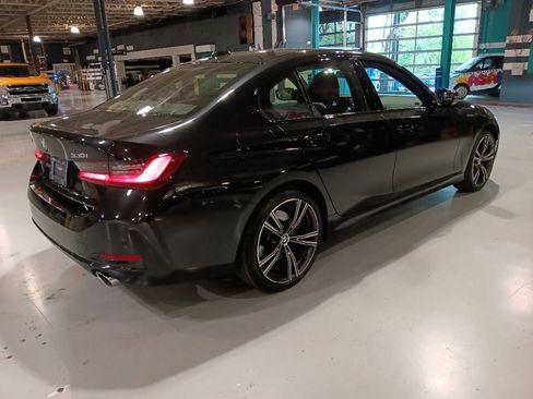 Certified 2023 BMW 330i xDrive Sedan w/ Premium Package AWD/4WD image 6