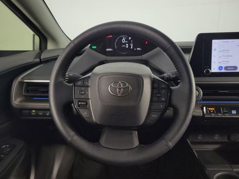 Used 2024 Toyota Prius XLE image 22