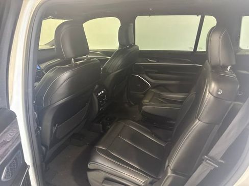 Used 2024 Jeep Grand Cherokee L Limited w/ Luxury Tech Group II RWD image 18