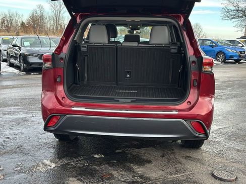 Used 2020 Toyota Highlander Limited image 33