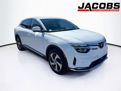 New 2025 VinFast VF 8 Eco