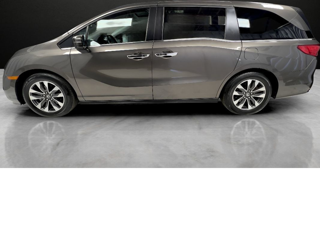 Used 2021 Honda Odyssey EX-L image 2