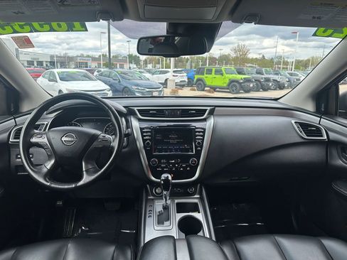 Used 2023 Nissan Murano SV FWD image 15