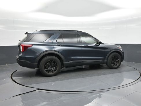 Certified 2022 Ford Explorer Timberline w/ Timberline Technology Package AWD/4WD image 3