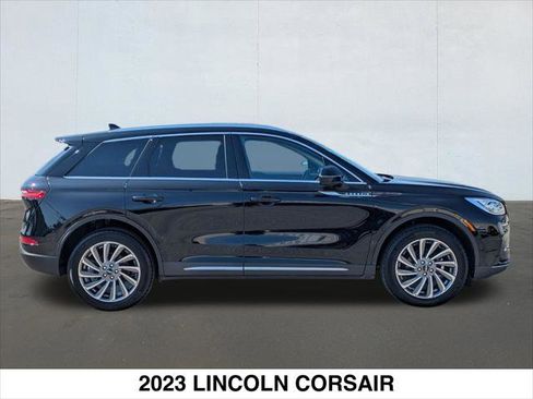 Certified 2023 Lincoln Corsair Reserve w/ Equipment Group 202A image 6