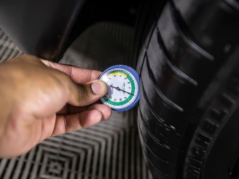 Used 2024 Tesla Model X Plaid image 39